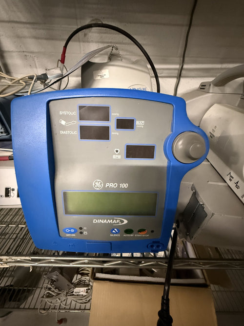 GE DINAMAP Pro 100 Vital Signs Monitor