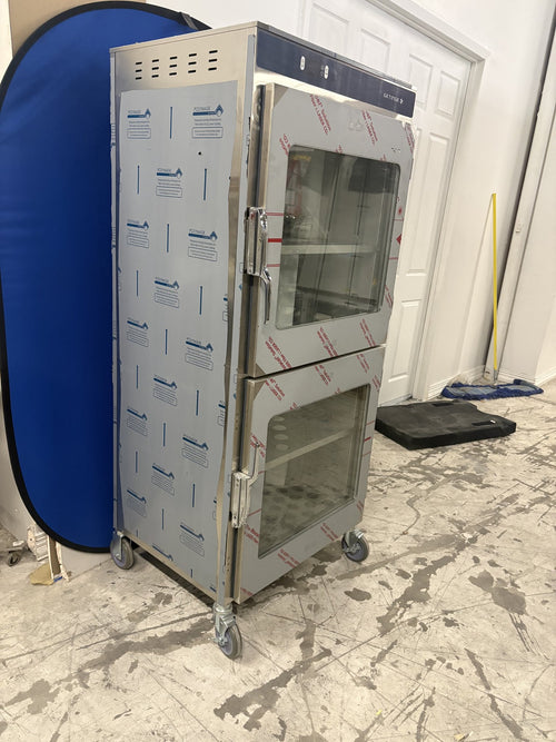 Getinge Double-Door Warming Cabinet