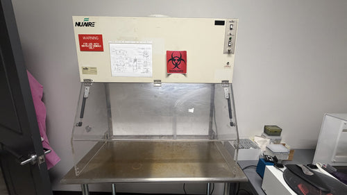 Nuaire NU-425-400 Biosafety Cabinet