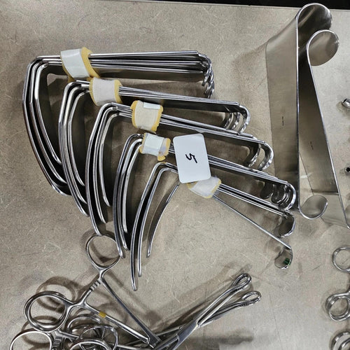 70 Pieces Surgical Instrument Set