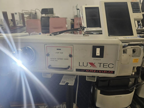 Luxtec 9300XSP & 9000 Light Source for Surgical Headlight Qty 5