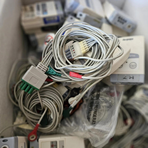 Mindray Telemetry Transmitter Patient Monitor TEL-100 with Cable, ( LOT Of  32)