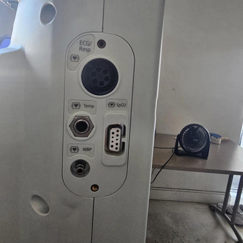 Criticare nGenuity 8100- DOX SpO2, NIBP, ECG,  Temp, Printer