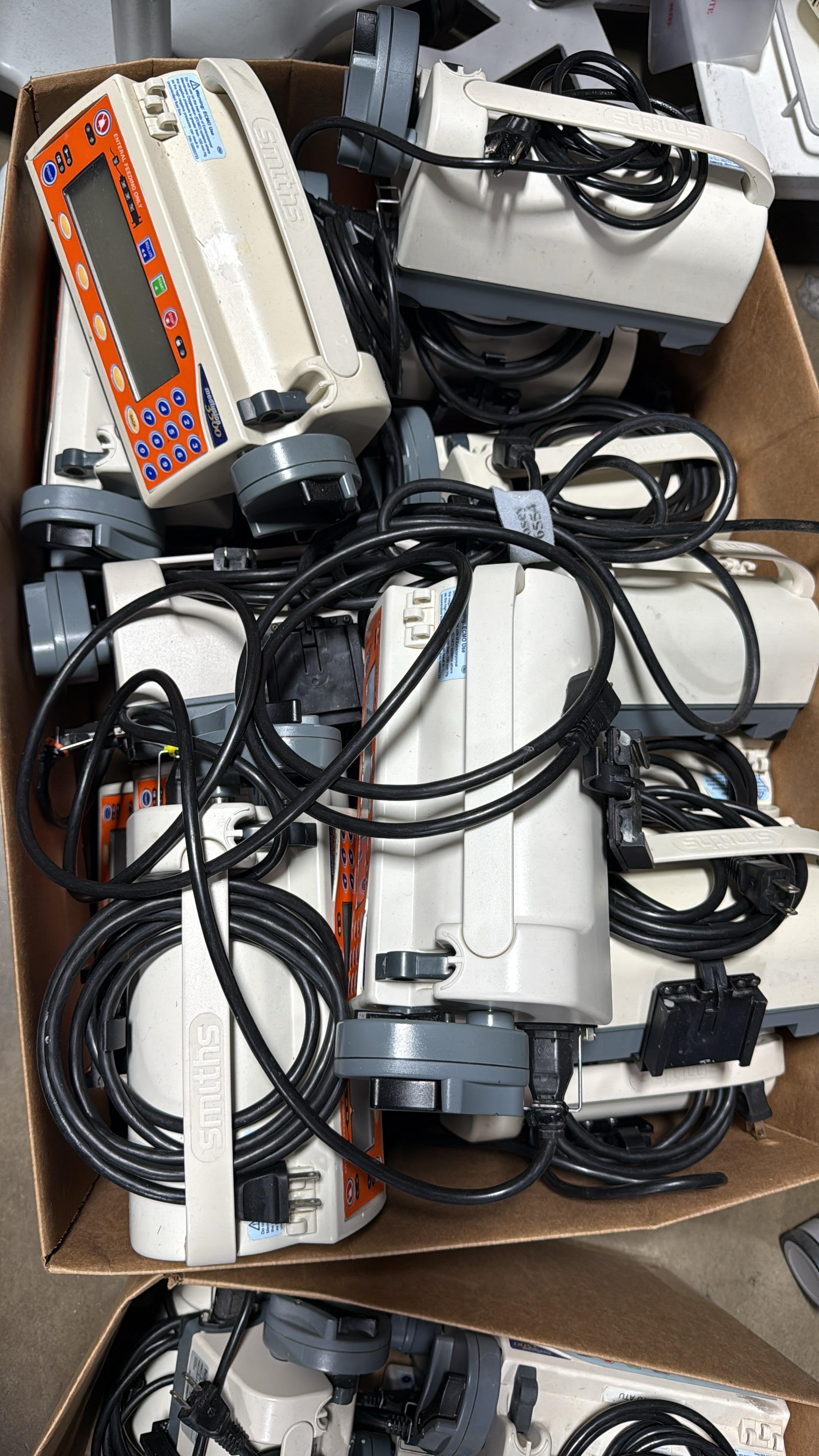 Smiths Medfusion 3500 Enteral Feeding Syringe Pumps - 50 Orange Units